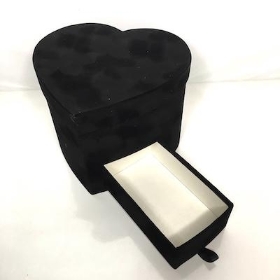 Black Velvet Heart Box 20cm